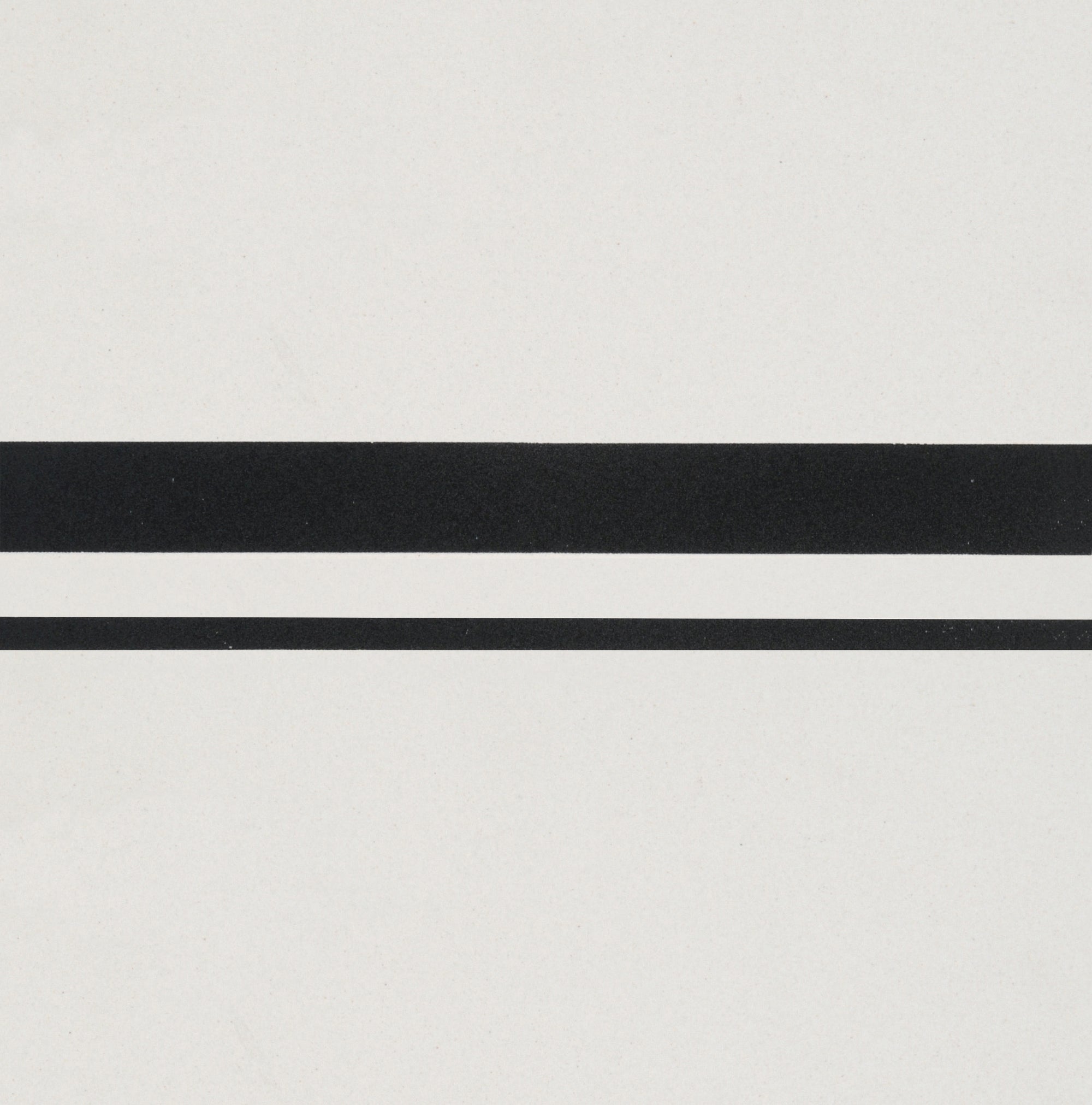 Cavendish Black on Dover White