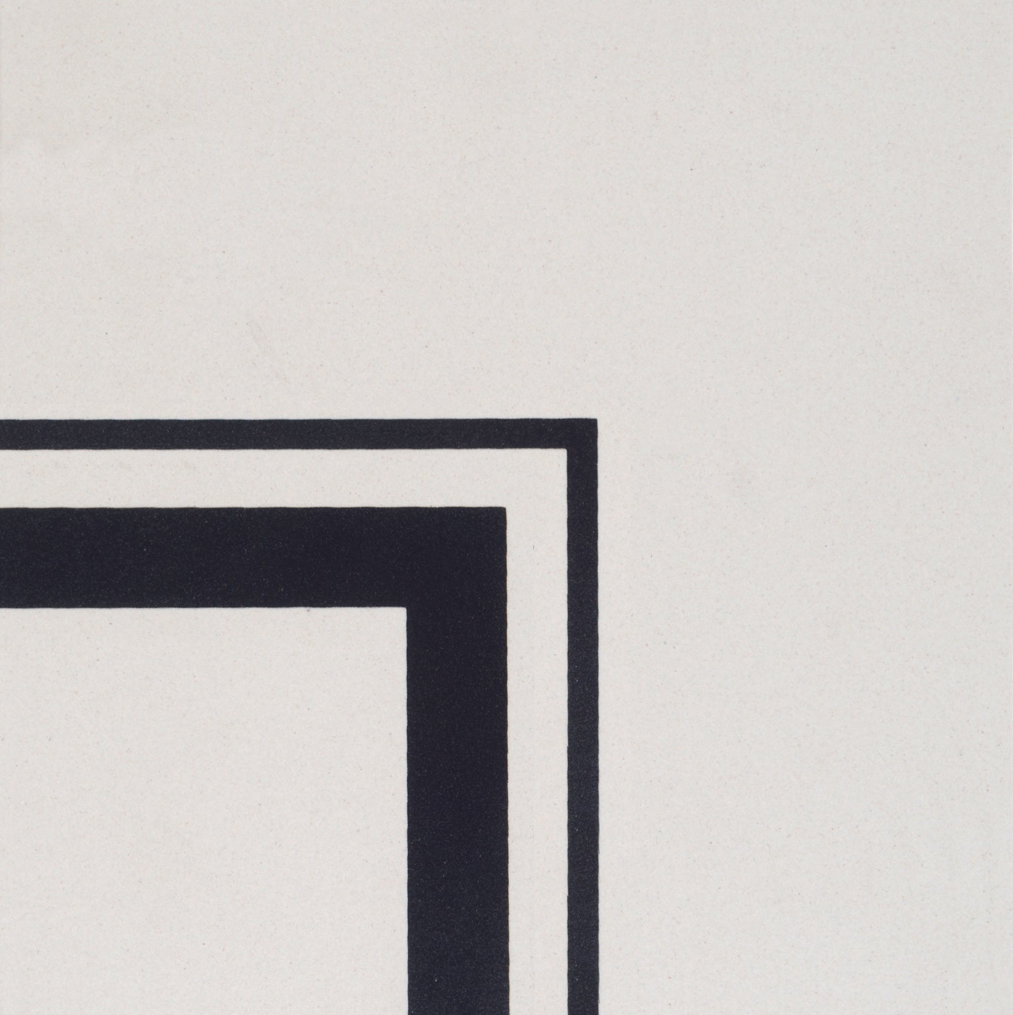 Cavendish Black on Dover White