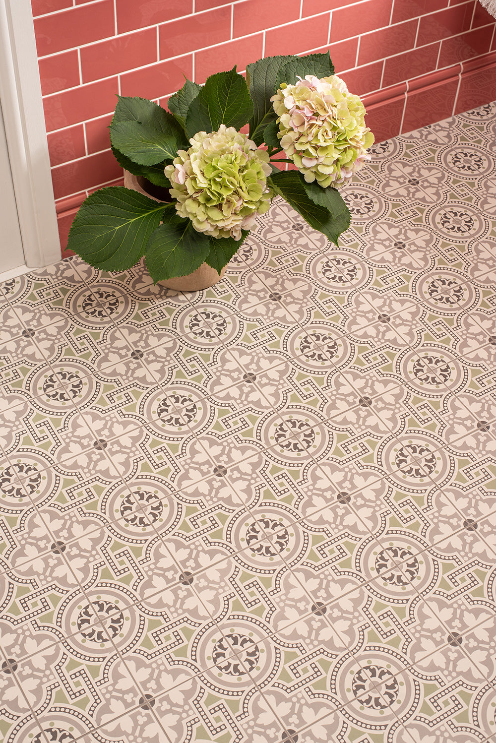 Artworks - Omega Moulding 152x12mm