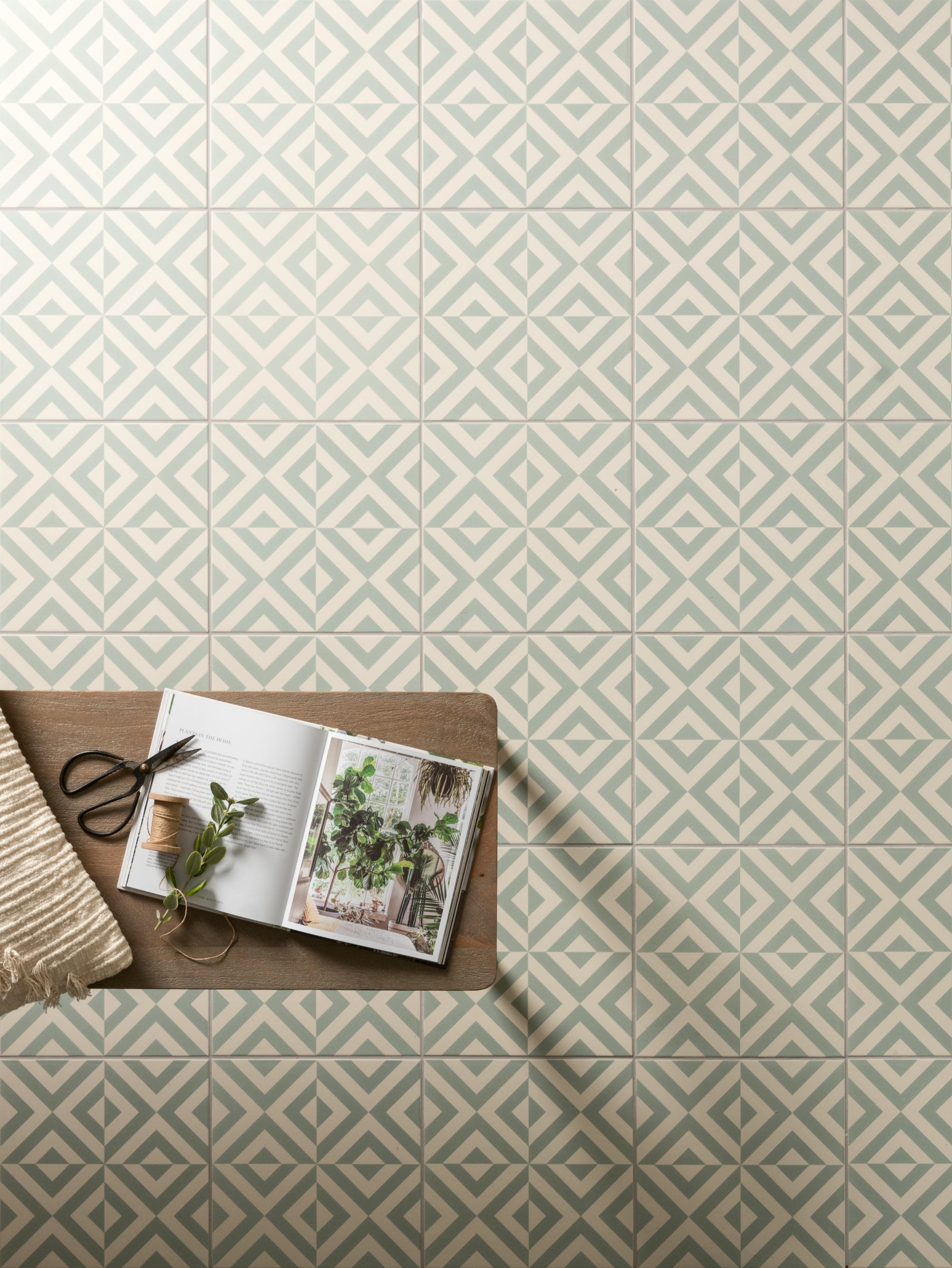 Odyssey Penshaw 300x300x8mm