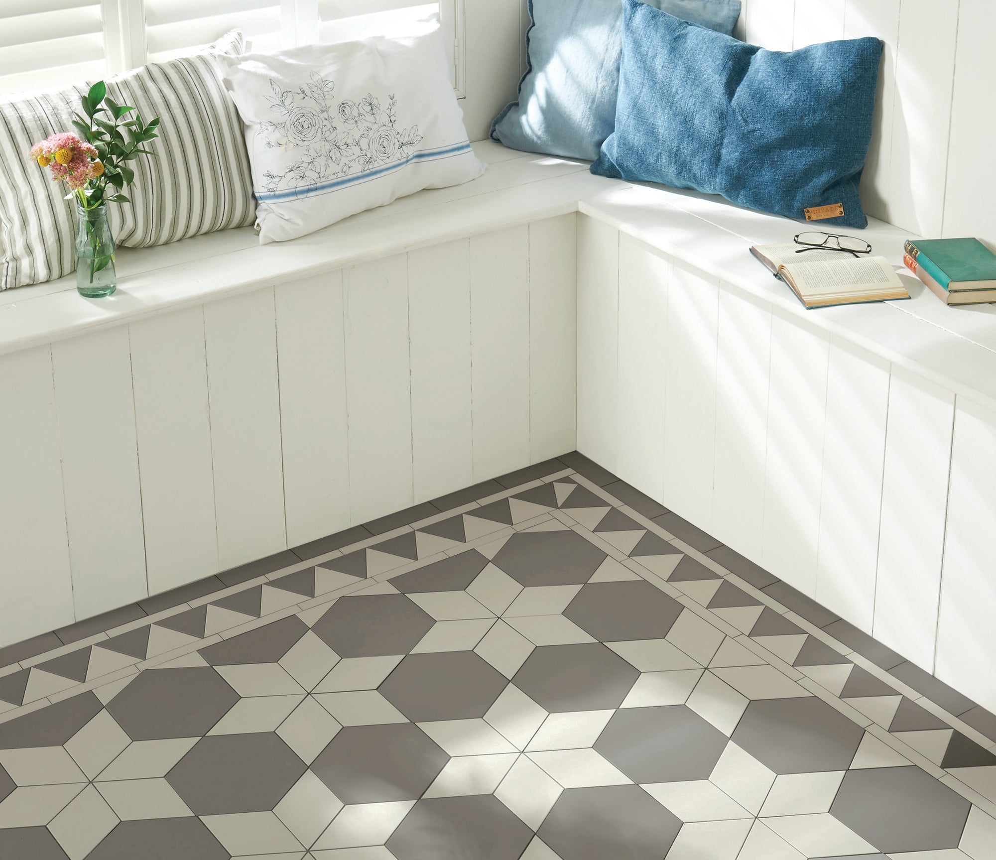 Carlisle - Dover White & Revival Grey