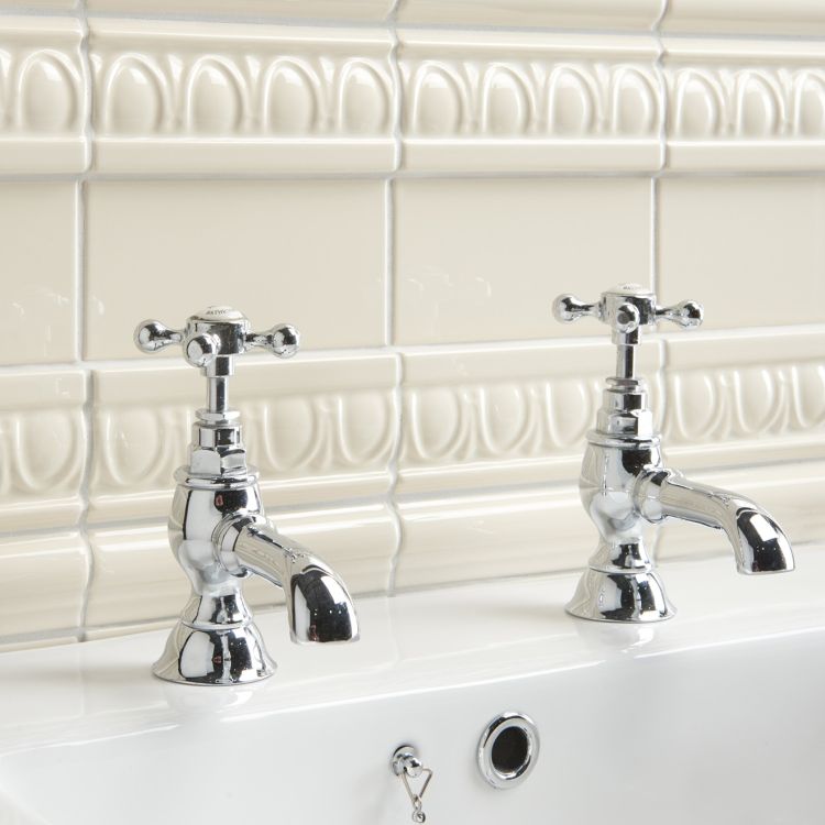 Artworks - Egg & Dart Moulding 152x65mm