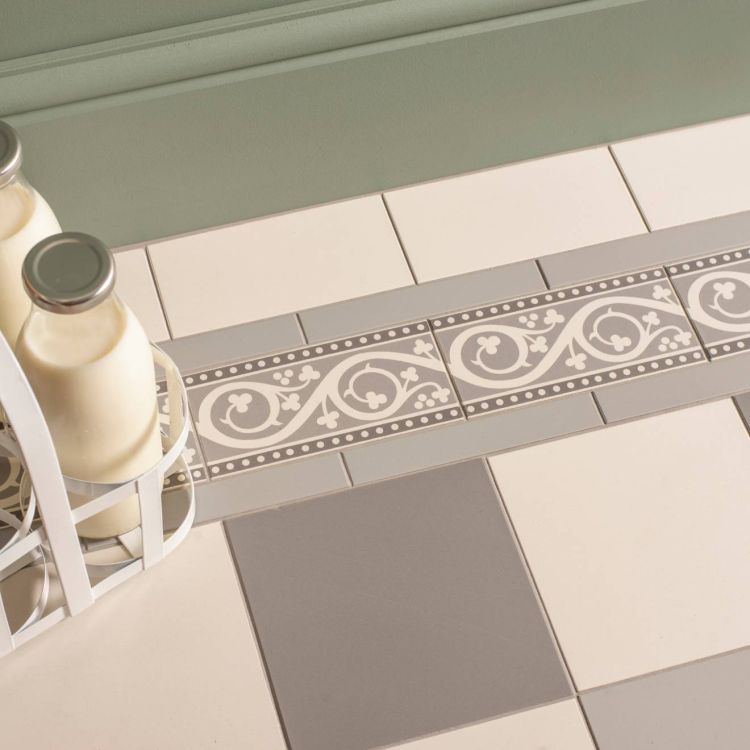 Kitchener Grey On Dover White